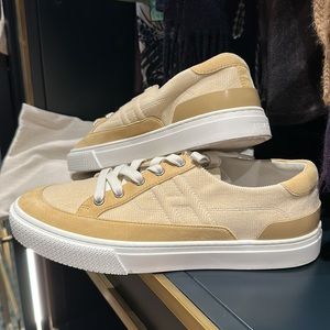 Hermes Sz 40 (Us 9.5-10) | Pristine + Sold Out in this perfect neutral!